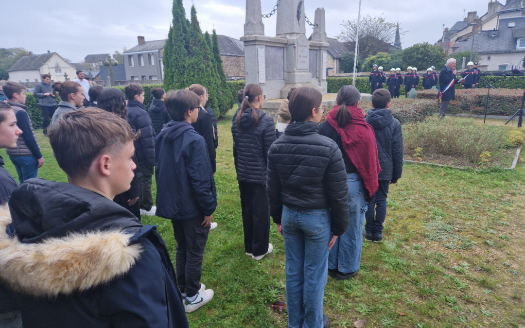 Les Nouveaux Cadets de la Sécurité du Collège Maurice Genevoix à l’Honneur lors de la Commémoration du 11 Novembre